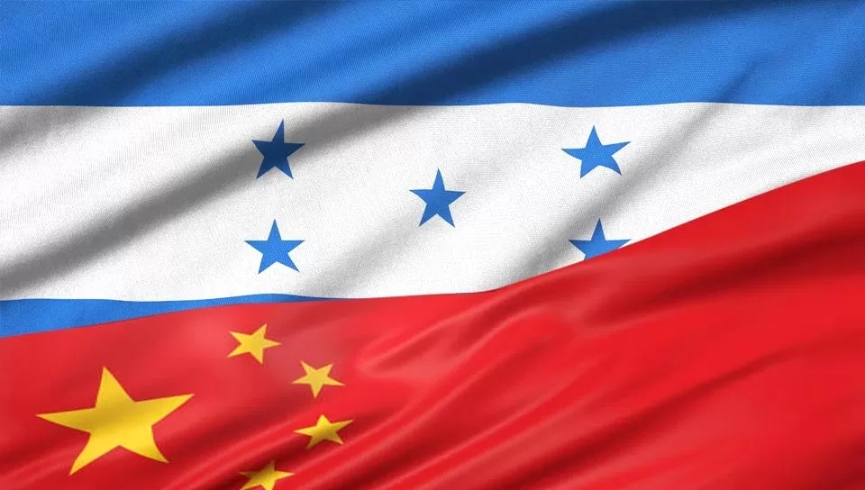 Honduras cambia su política exterior al establecer relaciones con China